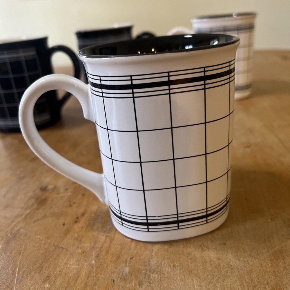Vintage Takahashi Japan San Francisco Black & White Plaid Mugs Set Of 4 - Picture 5 of 8